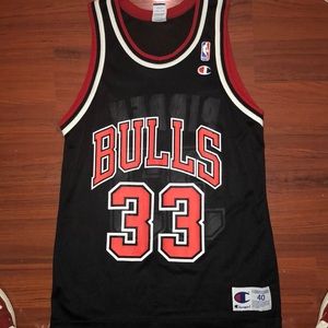 Scottie Pippen champion bulls jersey